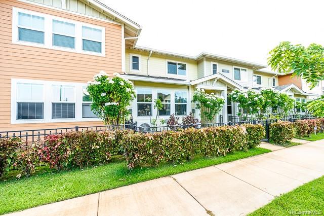550 Kamaaha Avenue - Photo 1