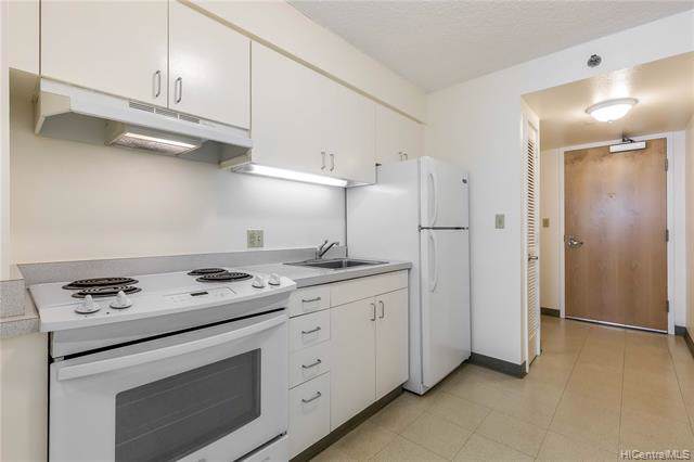 545 Queen Street - Photo 1