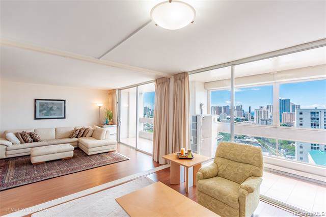 1212 Punahou Street - Photo 1