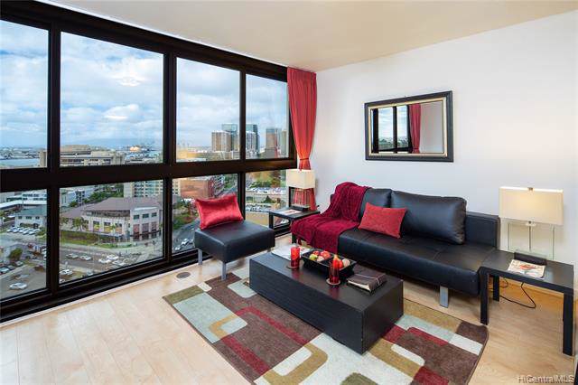 600 Queen Street - Photo 1