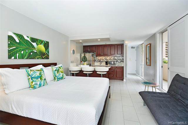 364 Seaside Avenue - Photo 1