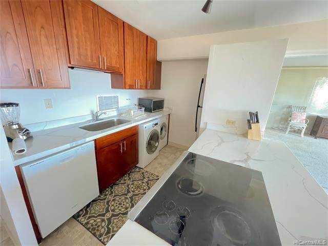 2333 Kapiolani Boulevard - Photo 1