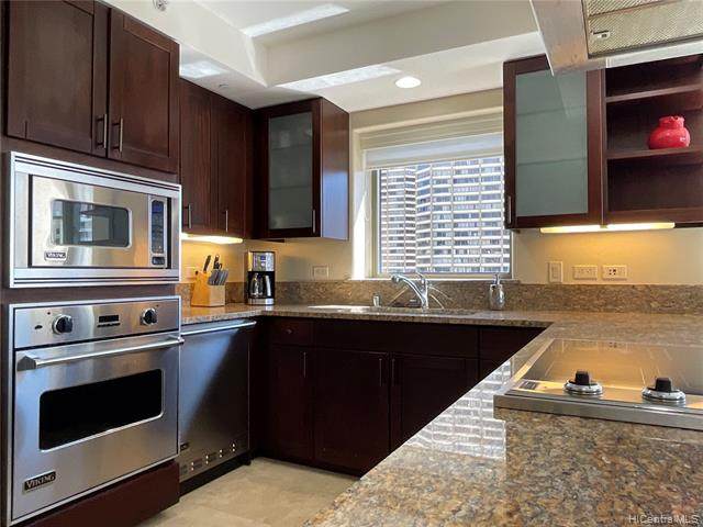 1551 Ala Wai Boulevard - Photo 1