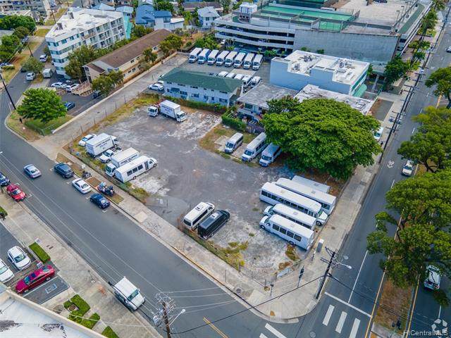 1700 Kalakaua Avenue - Photo 1