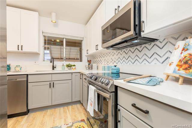 98-1368 Koaheahe Place - Photo 1