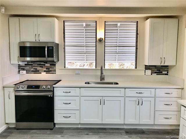 1695 Kamamalu Avenue - Photo 1