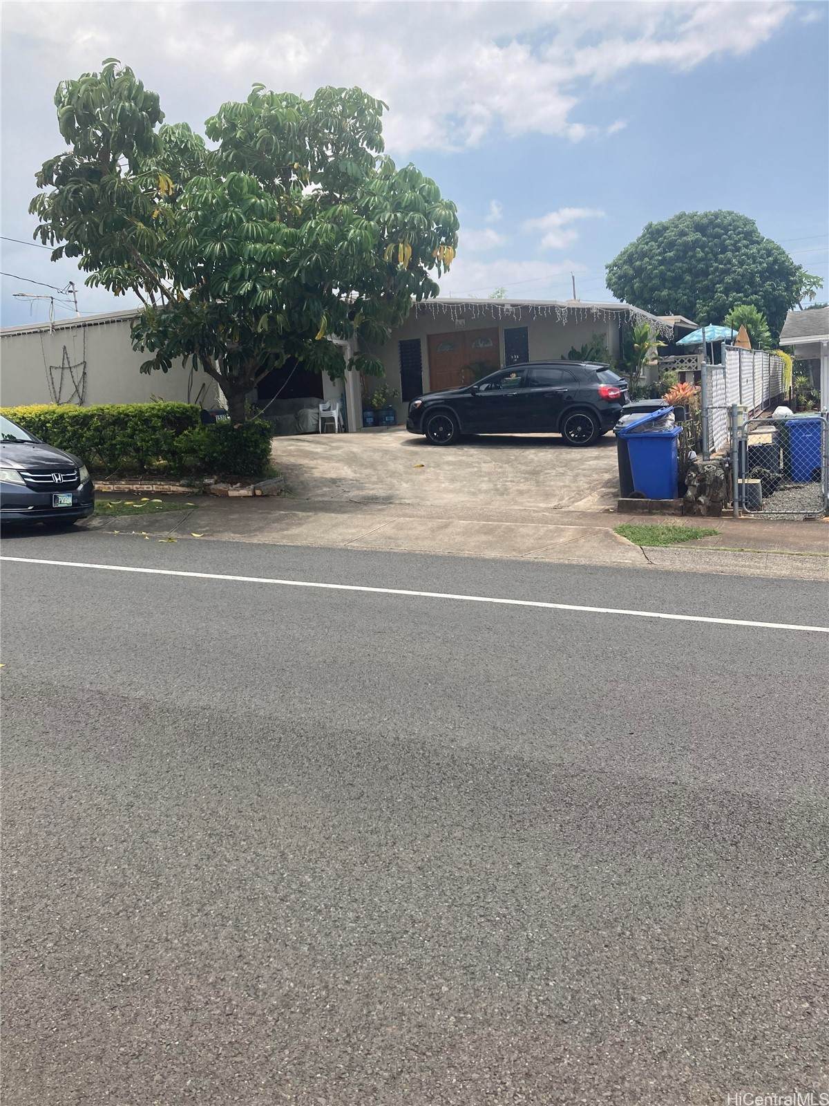 1537 Haloa Drive - Photo 1