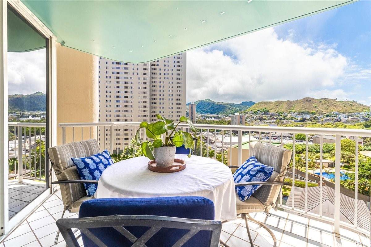 1212 Nuuanu Avenue - Photo 1