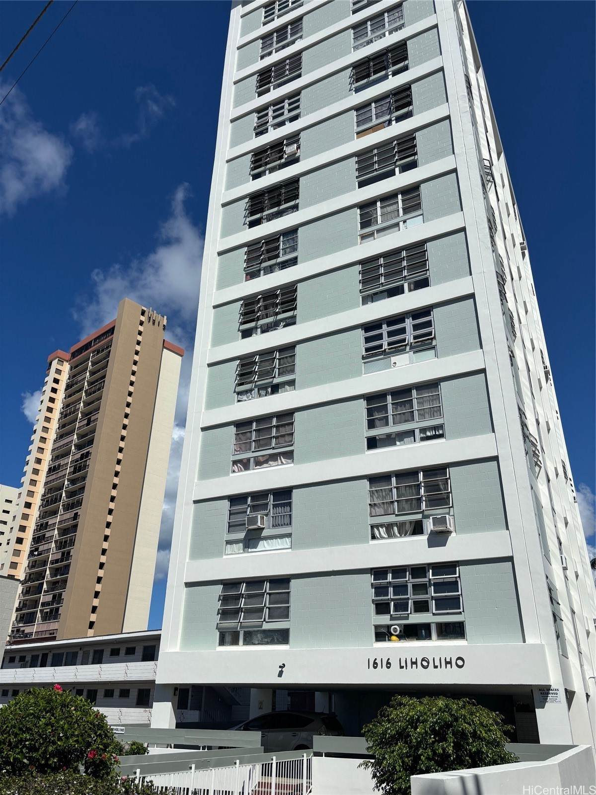 1616 Liholiho Street - Photo 1