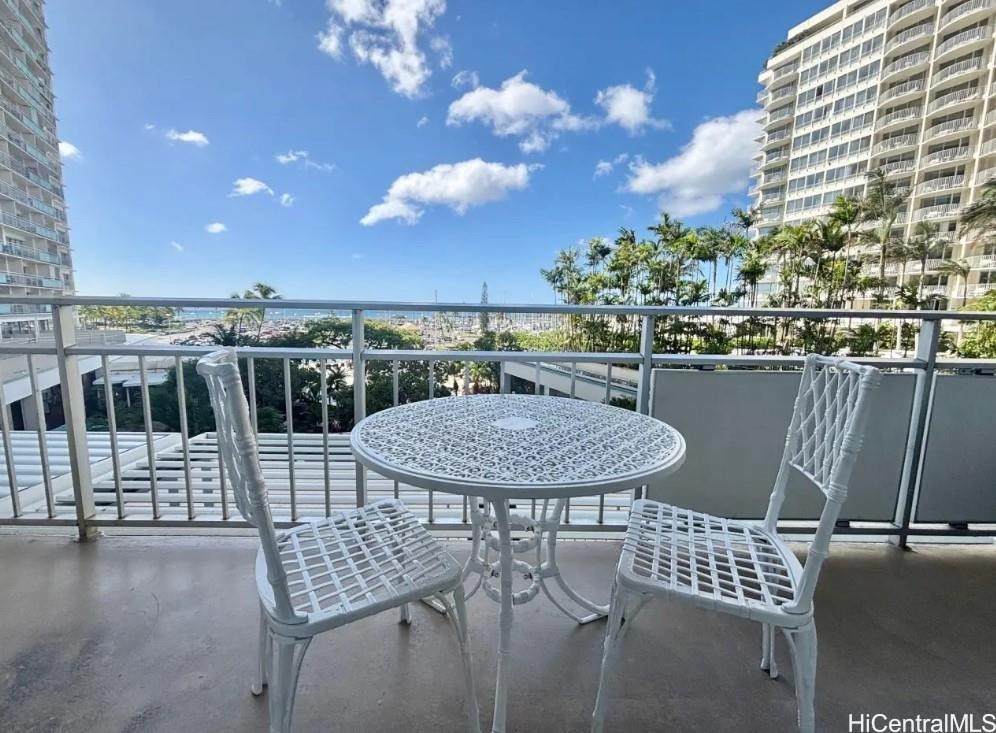 https://bt-photos.global.ssl.fastly.net/honolulu/orig_boomver_2_202607549-2.jpg