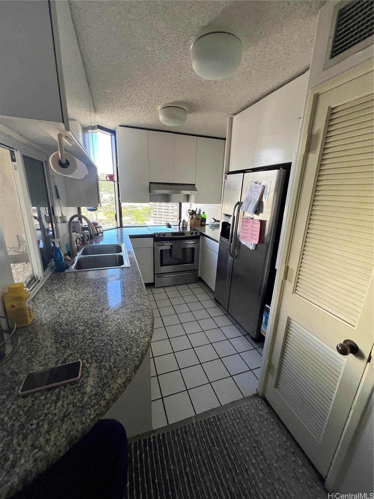https://bt-photos.global.ssl.fastly.net/honolulu/1280_boomver_2_202610340-2.jpg