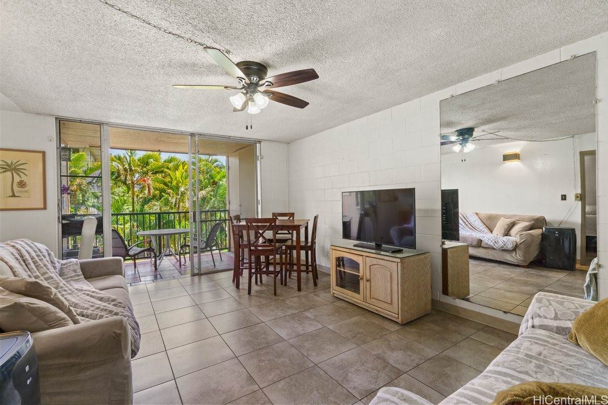 https://bt-photos.global.ssl.fastly.net/honolulu/orig_boomver_2_202610431-2.jpg