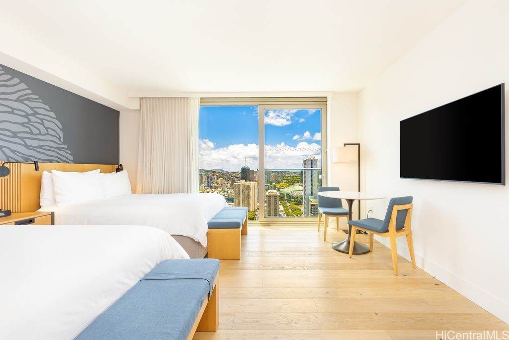 1390 Kapiolani Boulevard - Photo 1
