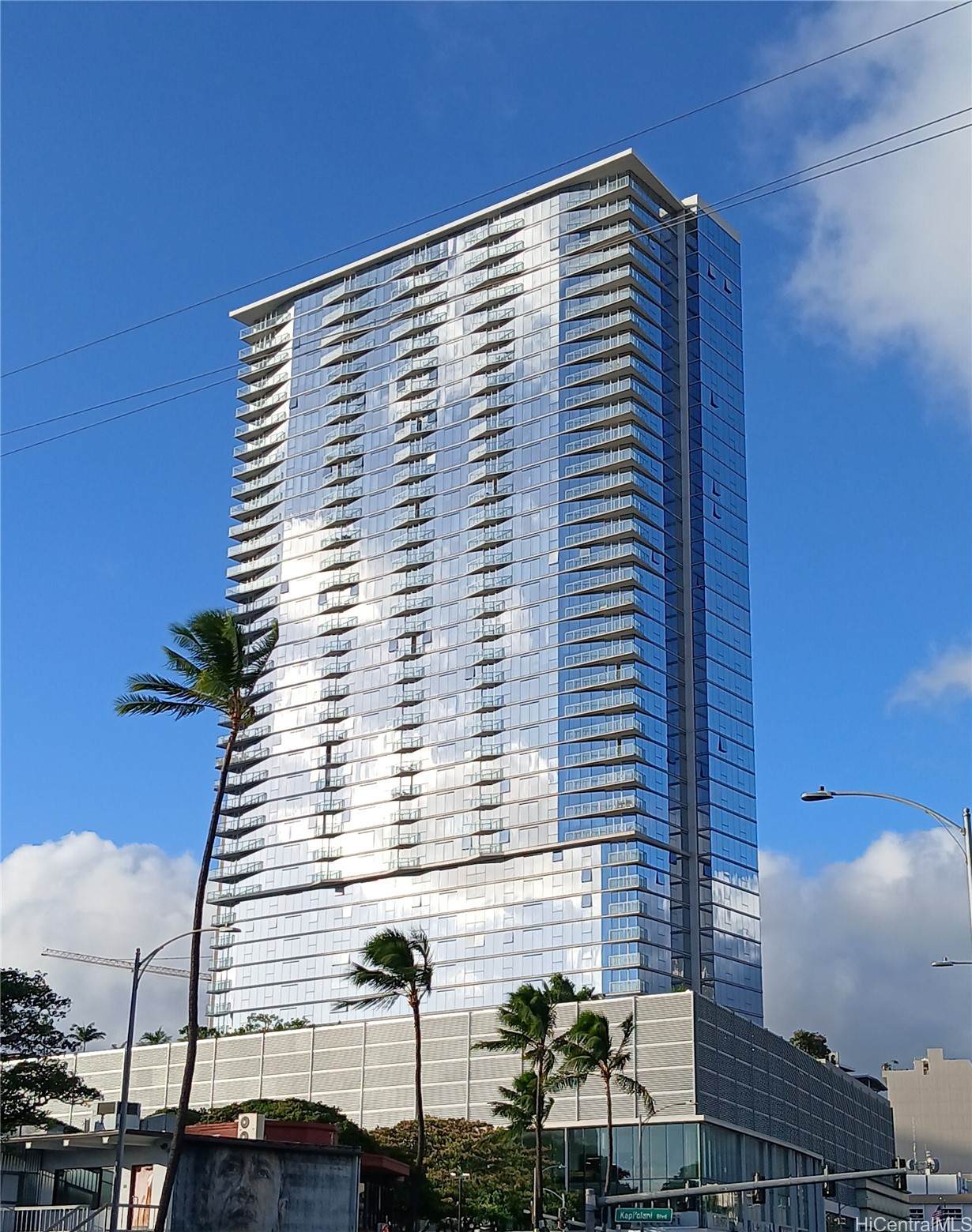 https://bt-photos.global.ssl.fastly.net/honolulu/orig_boomver_2_202613105-2.jpg
