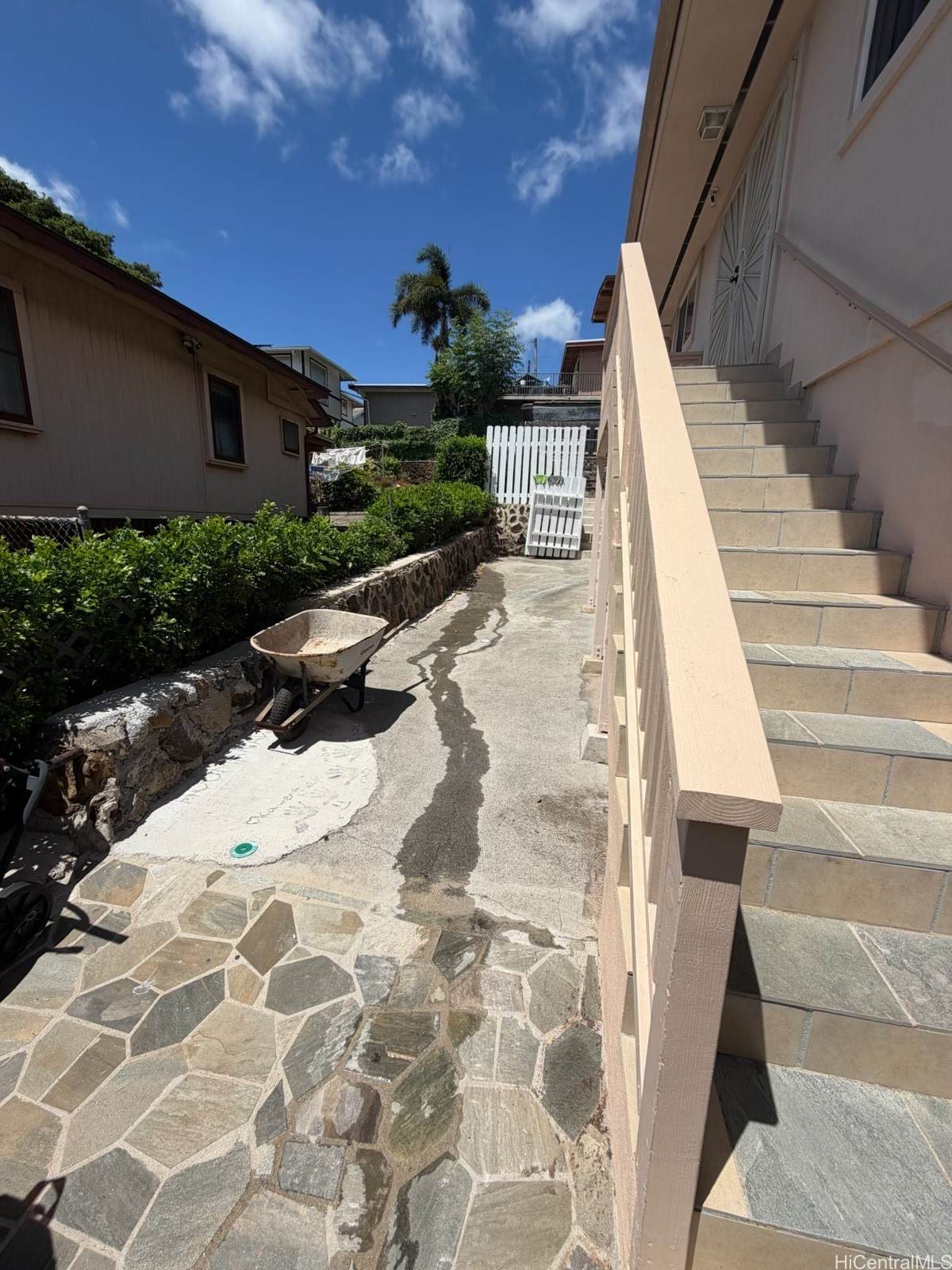 https://bt-photos.global.ssl.fastly.net/honolulu/1280_boomver_2_202617502-2.jpg