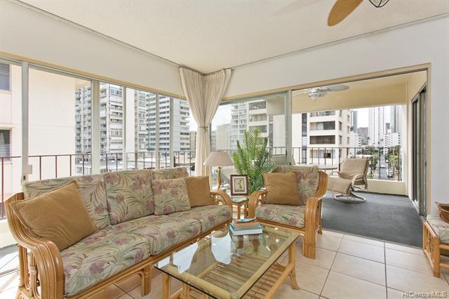 222 Kaiulani Avenue - Photo 1