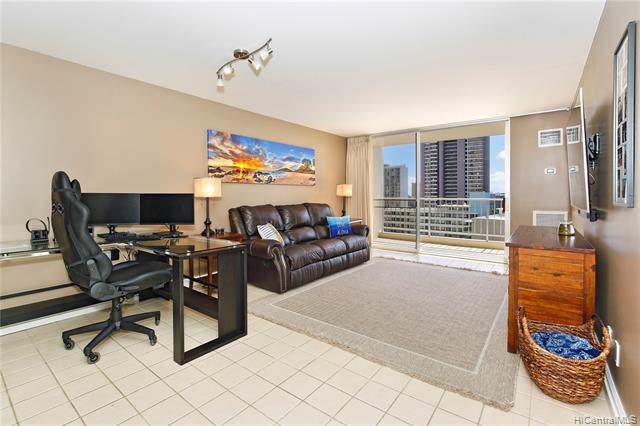400 Hobron Lane - Photo 1
