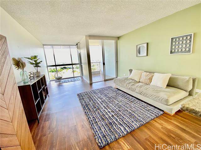 2611 Ala Wai Boulevard - Photo 1