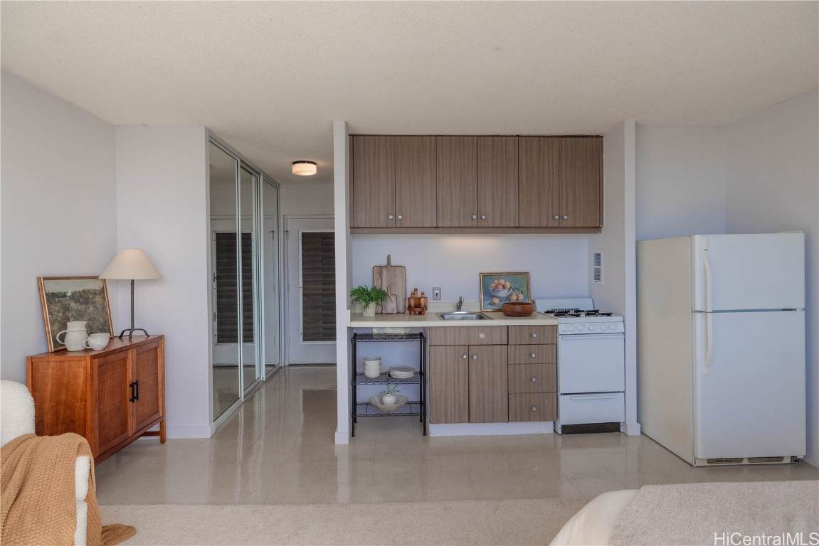 1550 Wilder Avenue - Photo 1