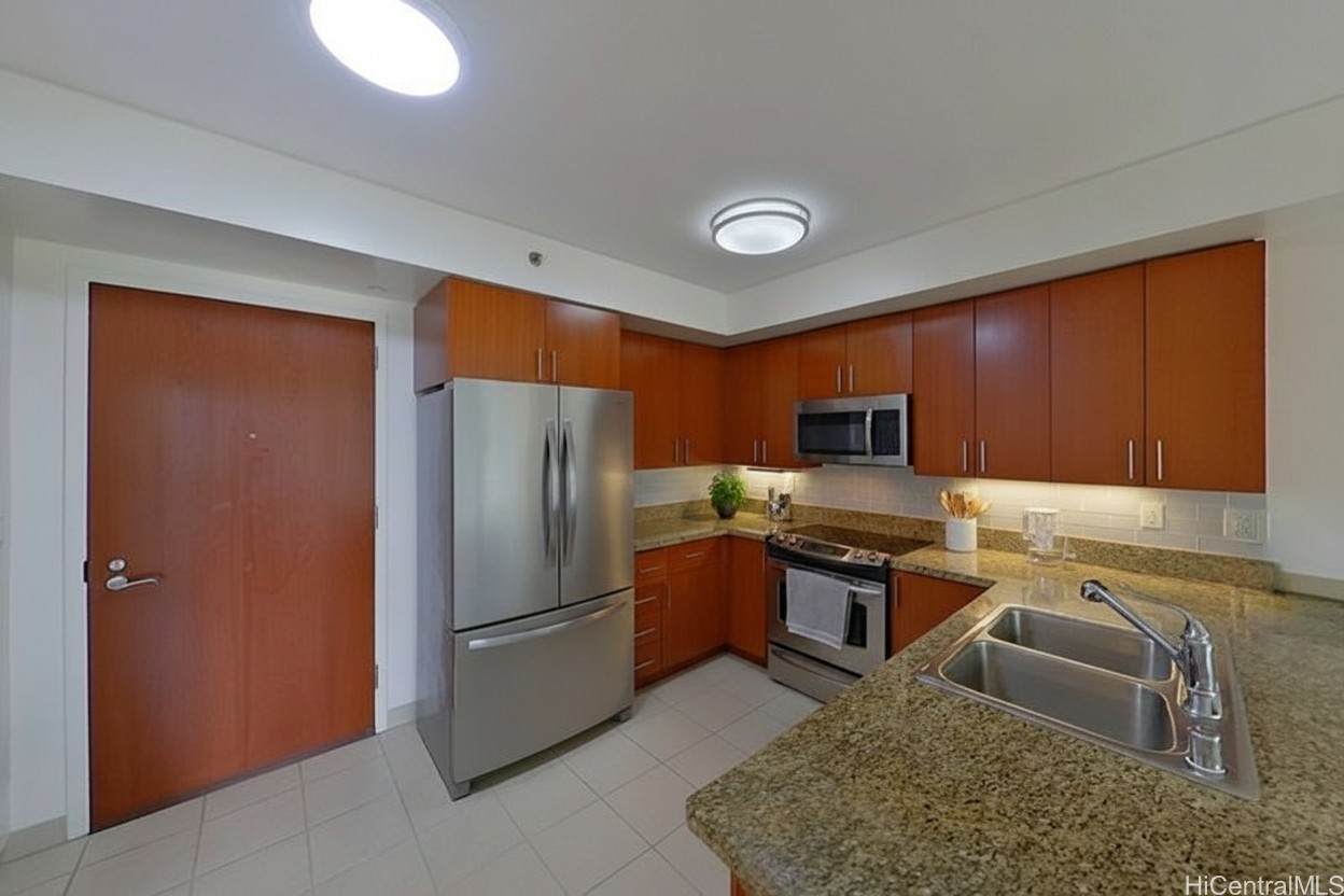 https://bt-photos.global.ssl.fastly.net/honolulu/orig_boomver_1_202601346-2.jpg