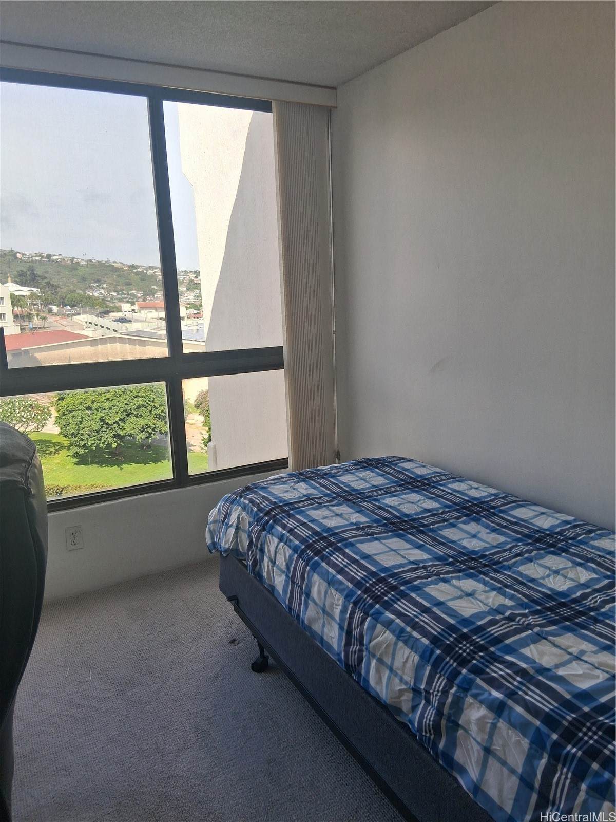 https://bt-photos.global.ssl.fastly.net/honolulu/1280_boomver_2_202610716-2.jpg