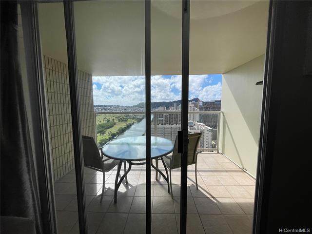 445 Seaside Avenue - Photo 1