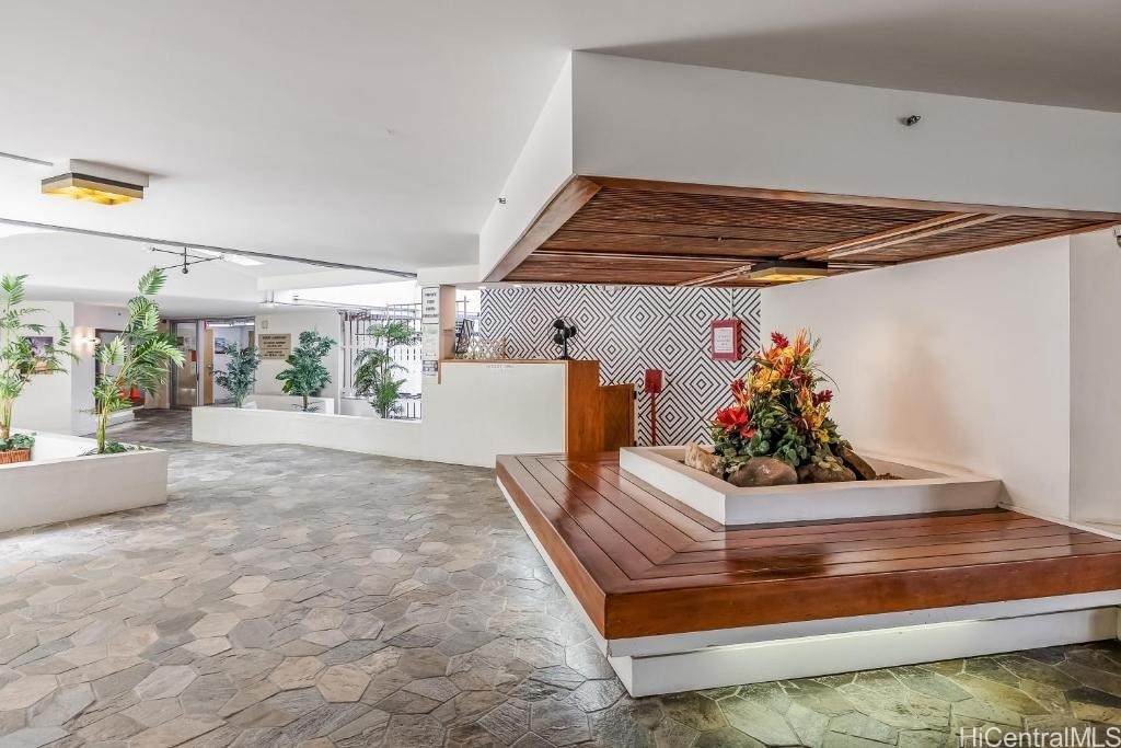 2463 Kuhio Avenue - Photo 1