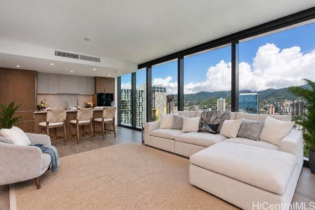 https://bt-photos.global.ssl.fastly.net/honolulu/orig_boomver_4_202610871-2.jpg