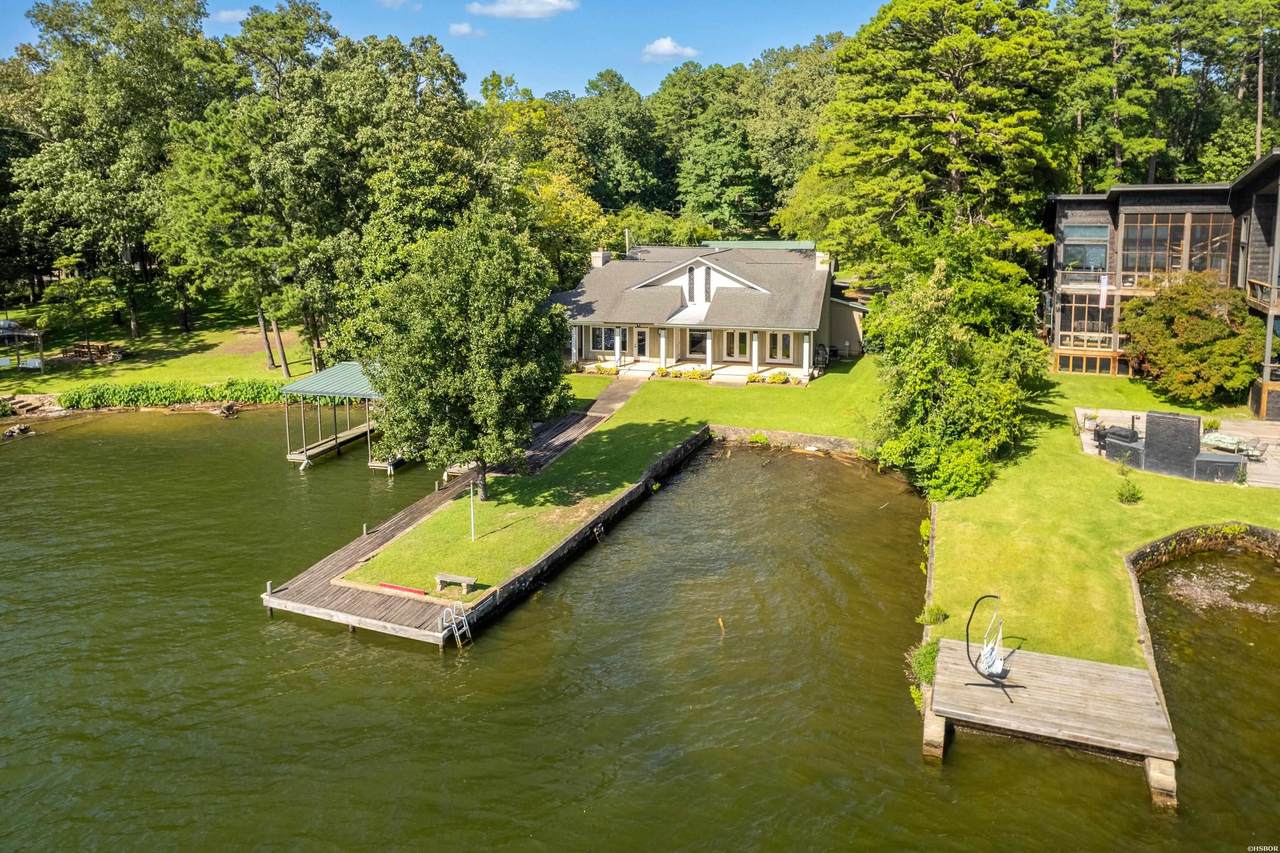 1241 Lakeshore - Photo 1