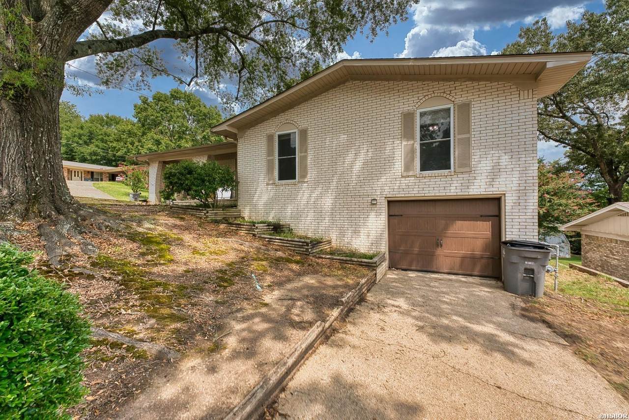 110 Pineview Street - Photo 1