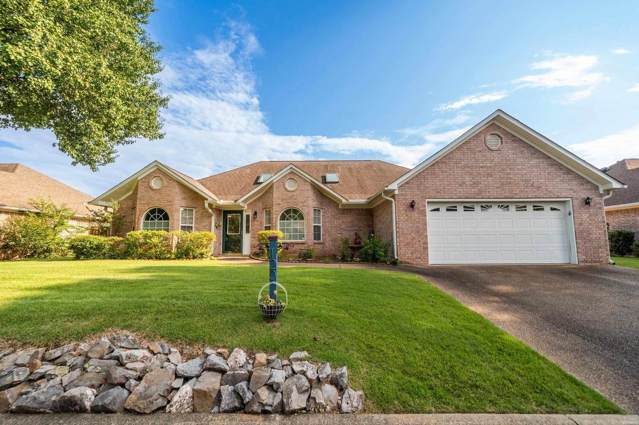 120 Forest View Circle - Photo 1