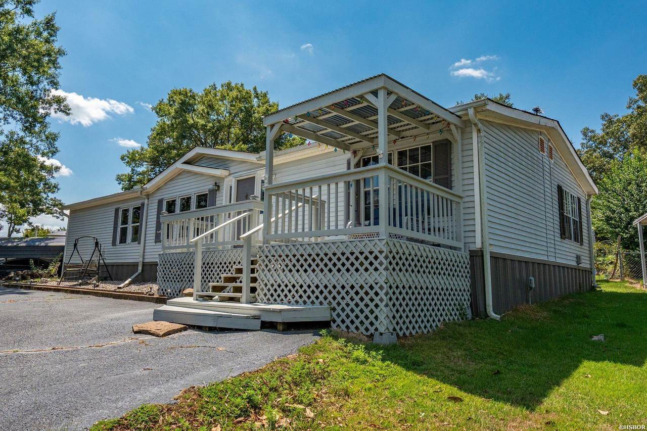 5600 Albert Pike Road - Photo 1