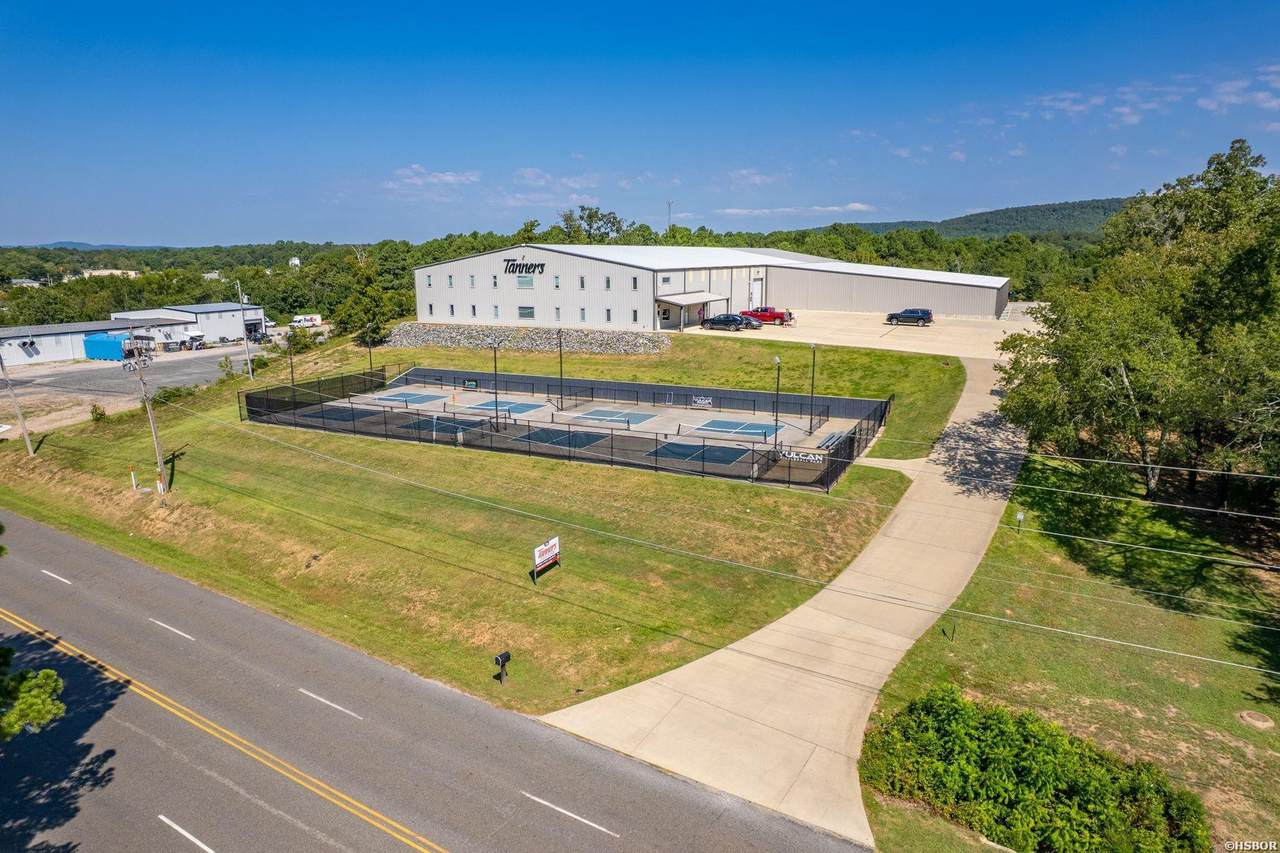 736 Mid America Boulevard - Photo 1