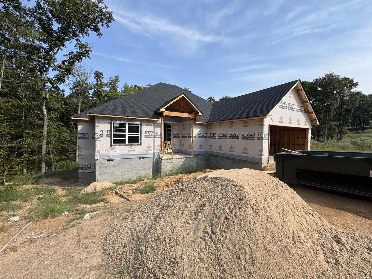 347 Diamondhead Drive - Photo 1