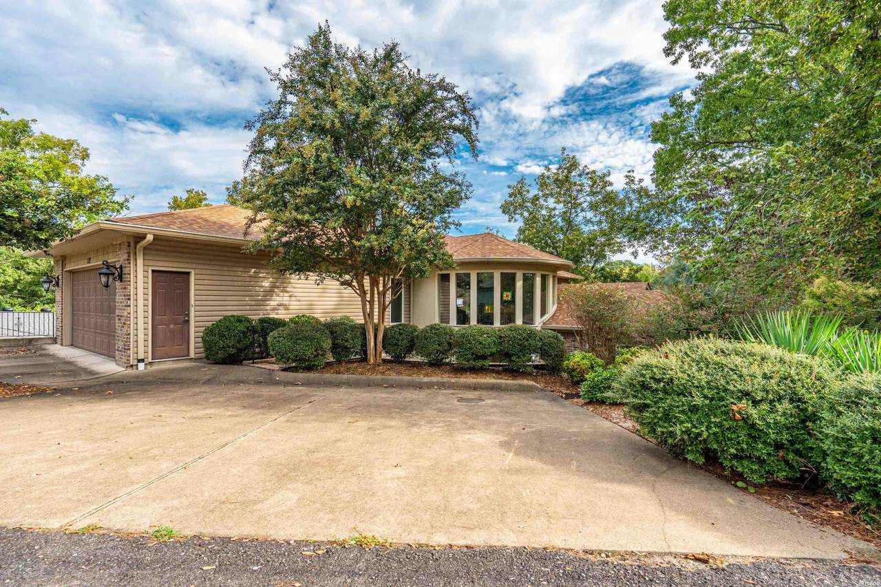 117 Gregory Drive - Photo 1