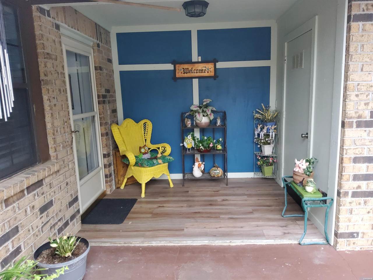 https://bt-photos.global.ssl.fastly.net/hotsprings/1280_boomver_1_152826-2.jpg