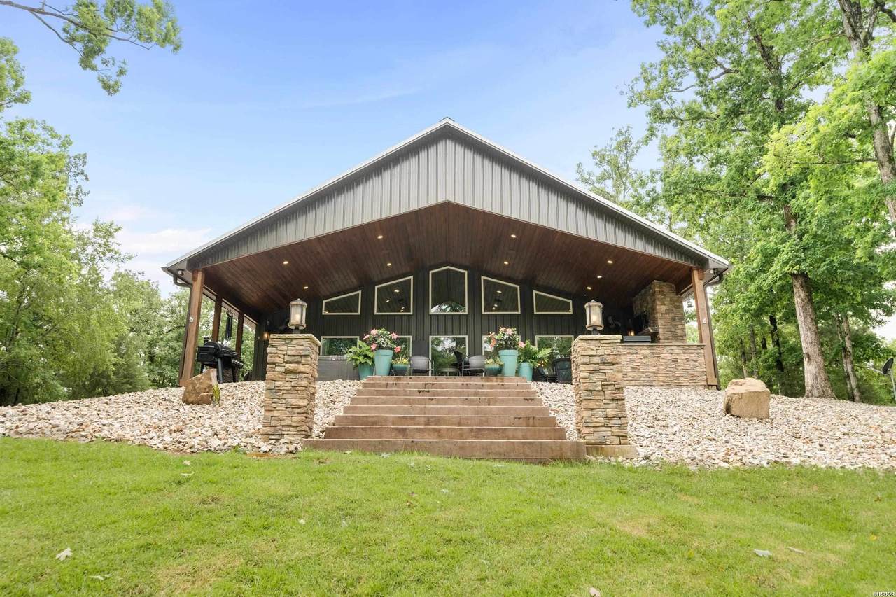 329 Woodview Lane - Photo 1