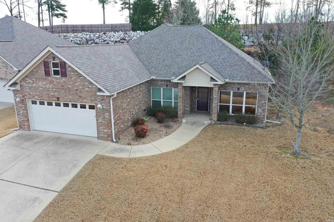 229 Forest Lakes Boulevard - Photo 1