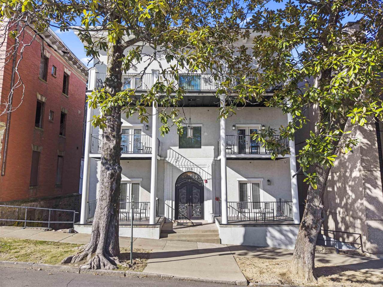 226 Prospect Avenue - Photo 1