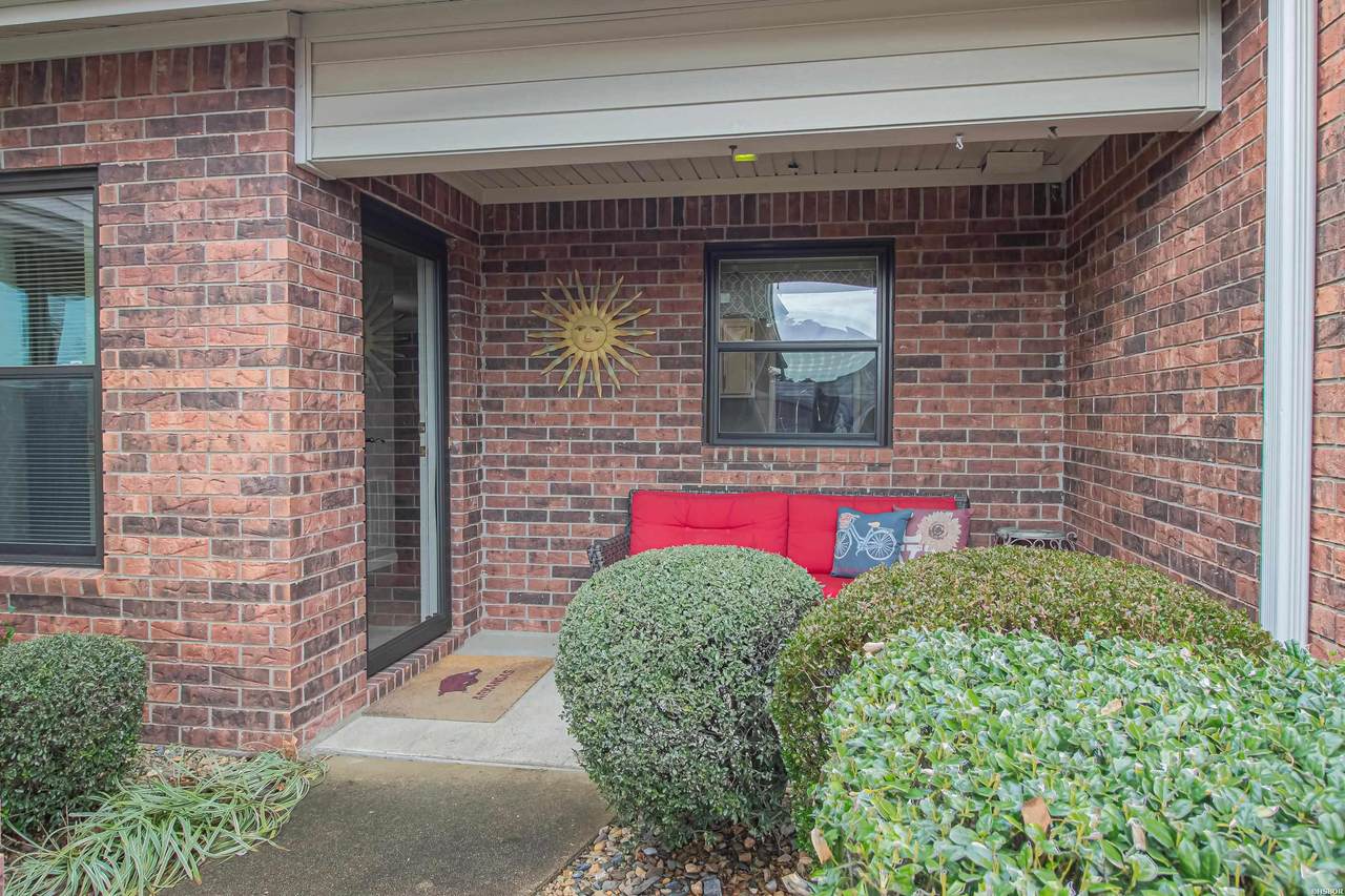 124 Corporate Terrace - Photo 1