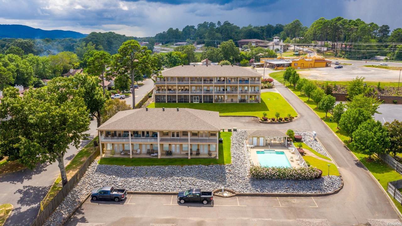 https://bt-photos.global.ssl.fastly.net/hotsprings/1280_boomver_1_154195-2.jpg