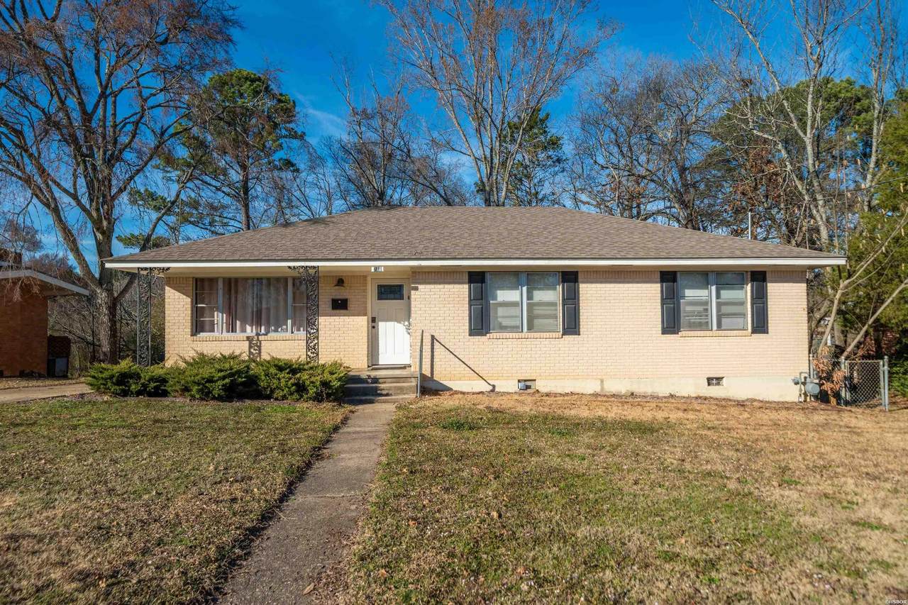 218 Andover Street - Photo 1