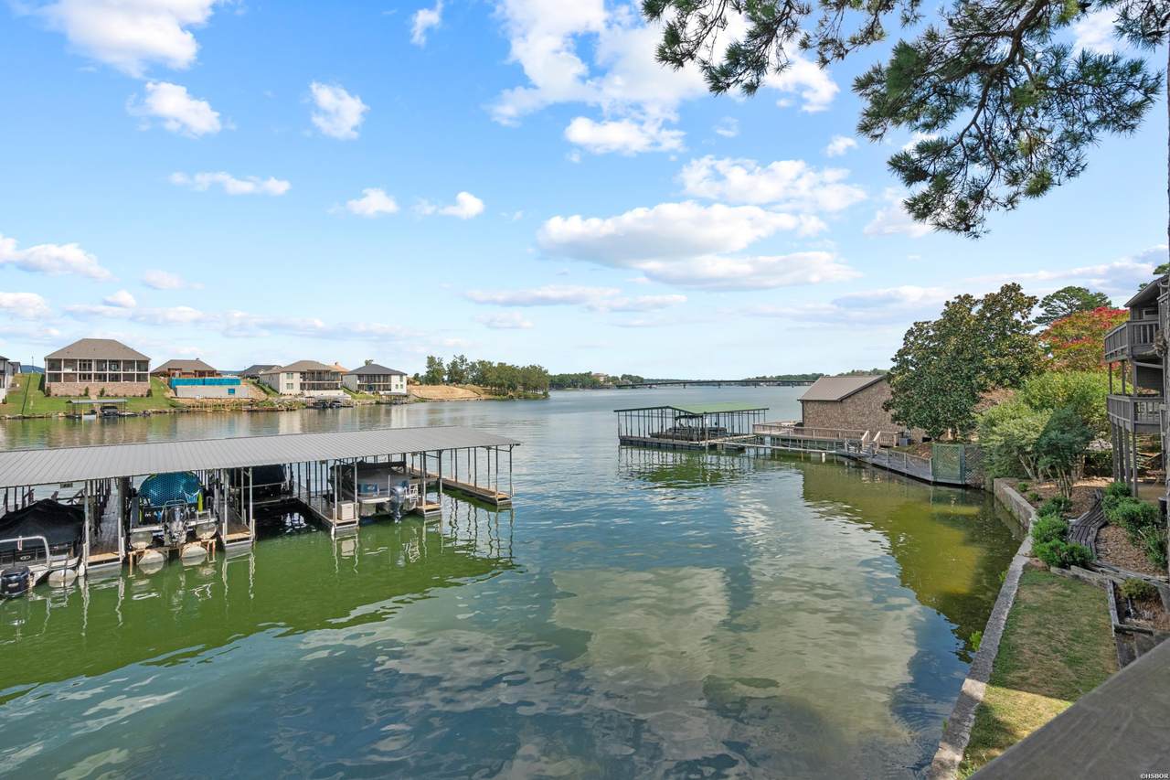 200 Hamilton Oaks - Photo 1