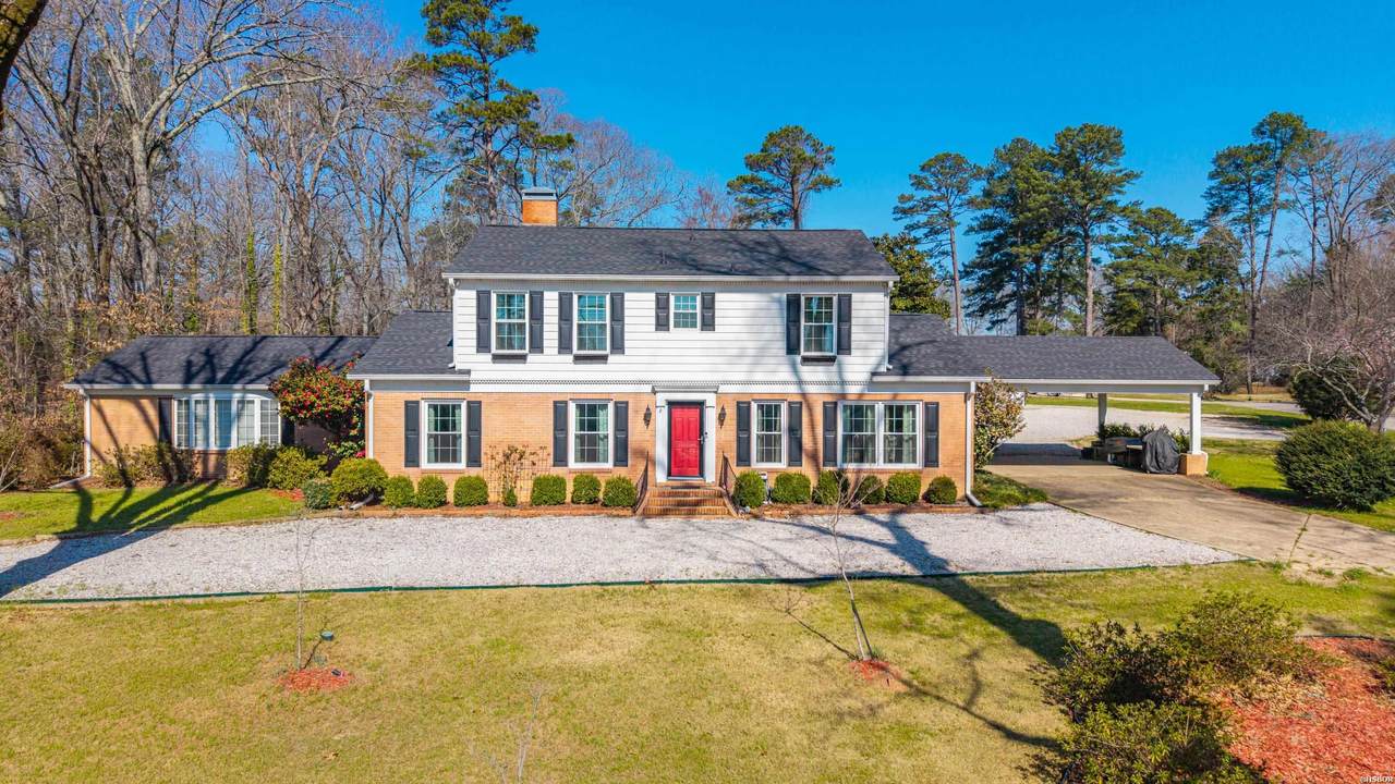 14 Pinewood Drive - Photo 1