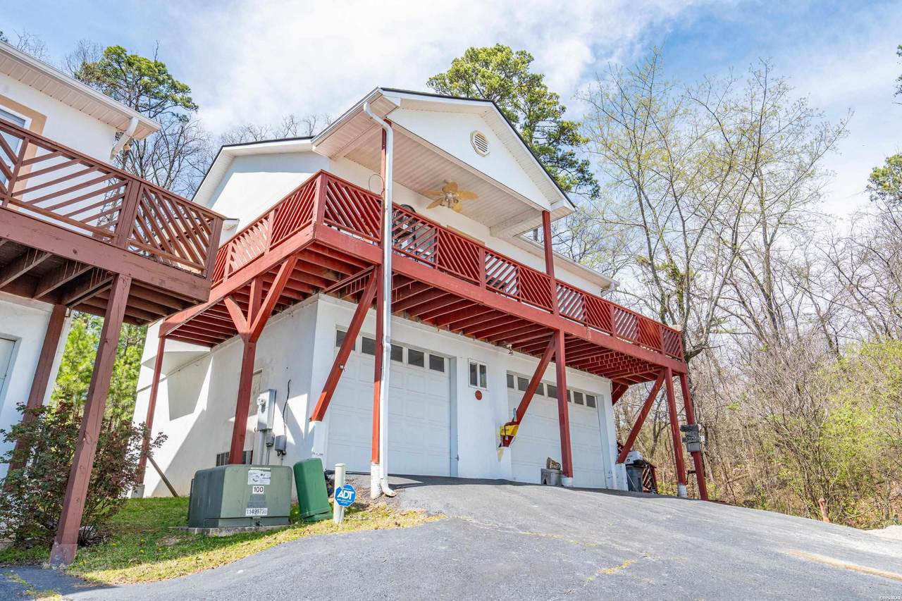 208 Aberina Street - Photo 1