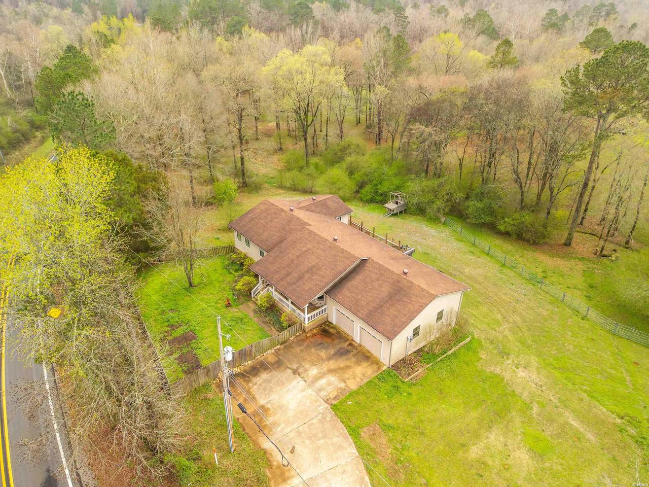 1030 Sunshine Road - Photo 1