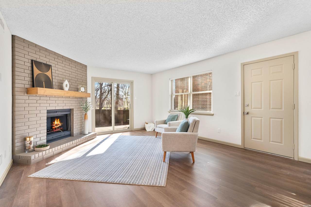 160 Cooper Street - Photo 1