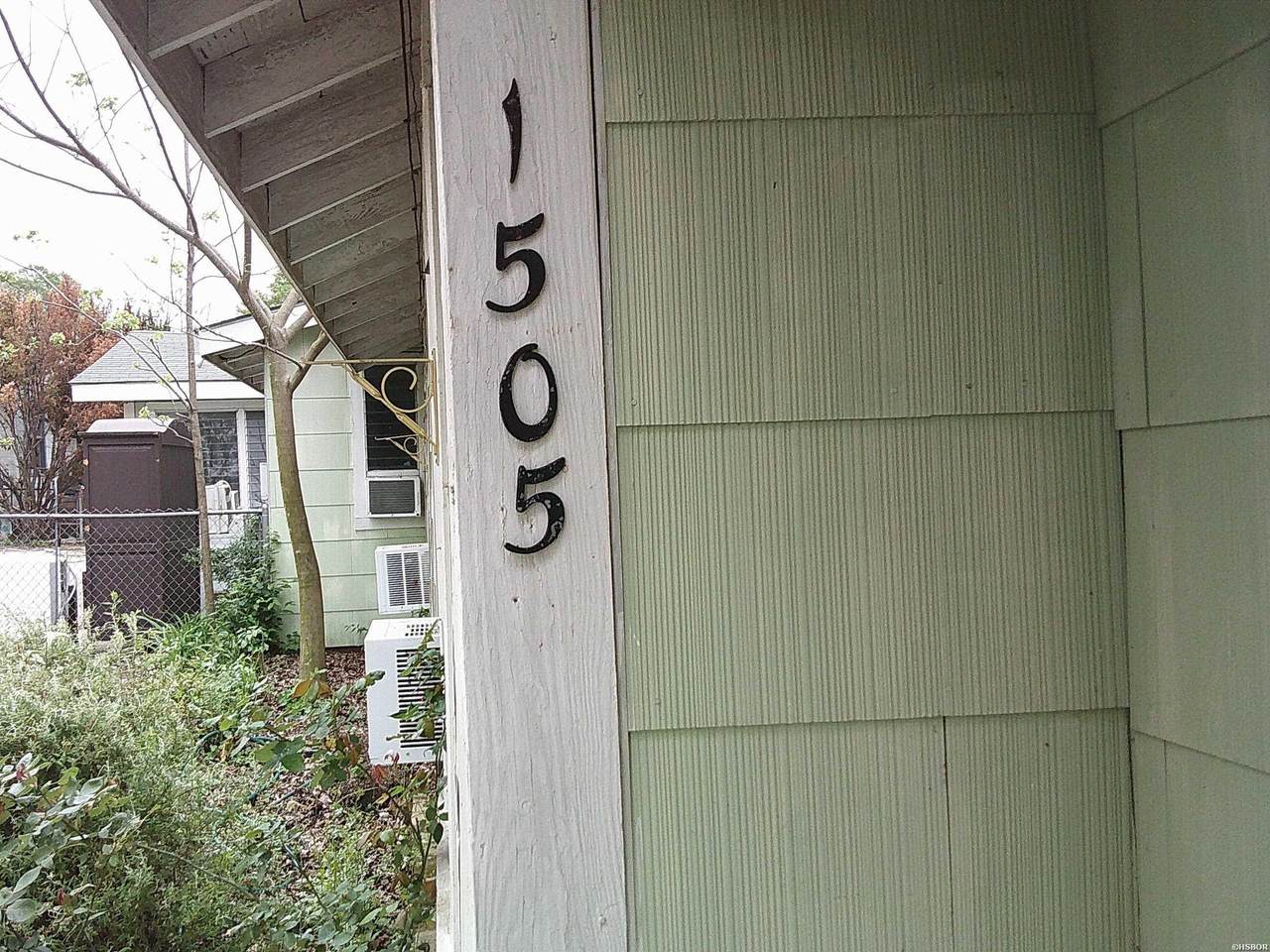 429 Henderson - Photo 1
