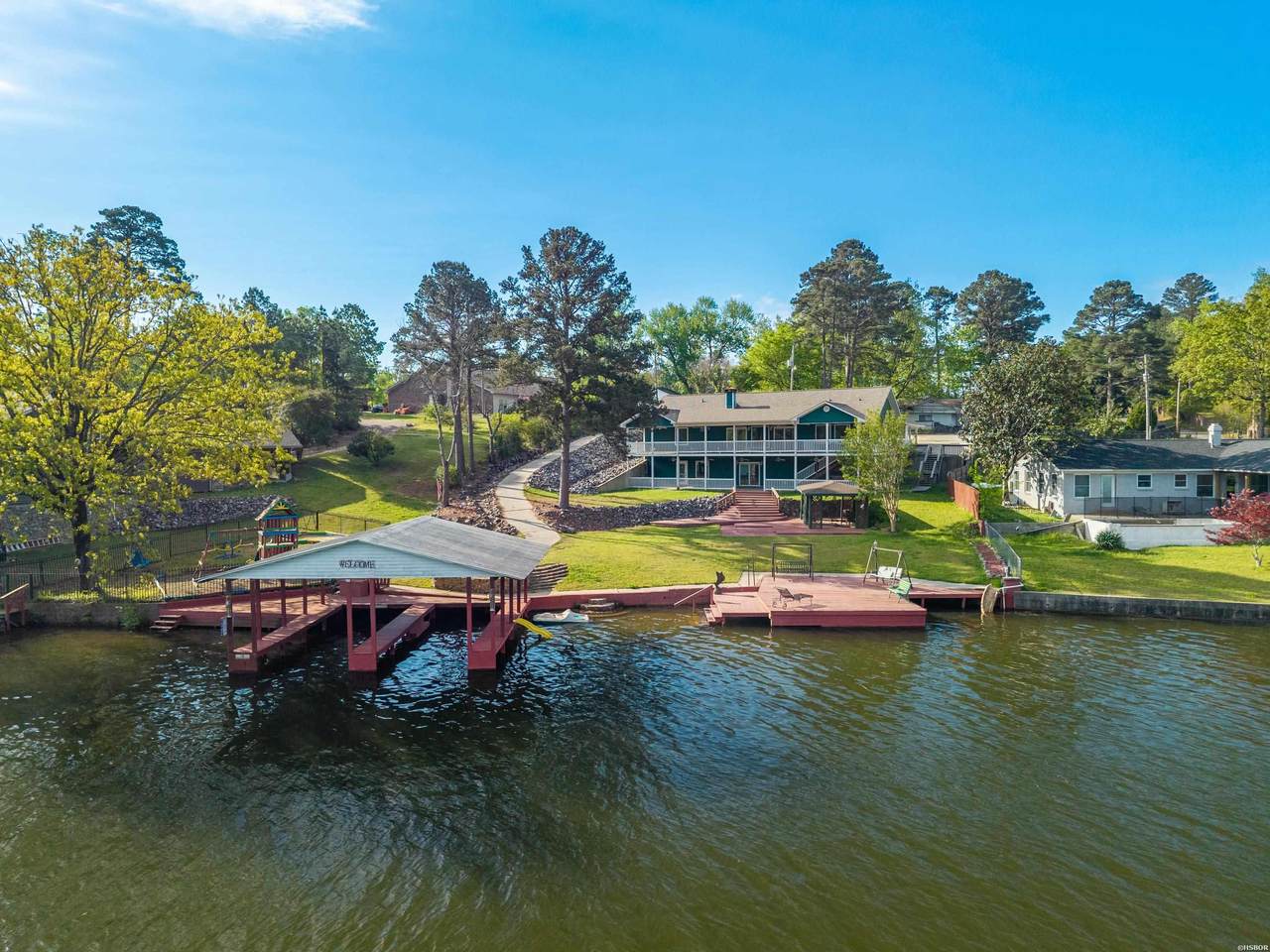 140 Tanglewood Place - Photo 1