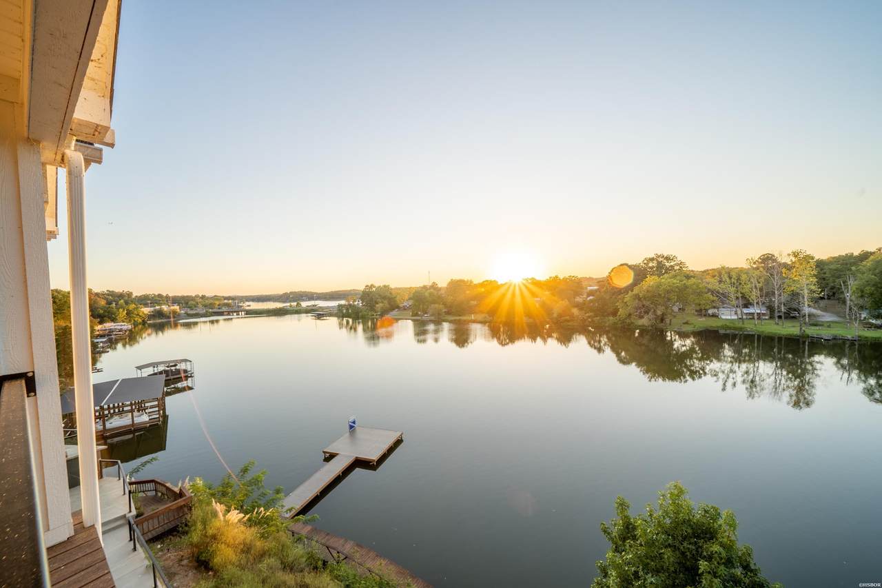https://bt-photos.global.ssl.fastly.net/hotsprings/1280_boomver_1_154994-2.jpg